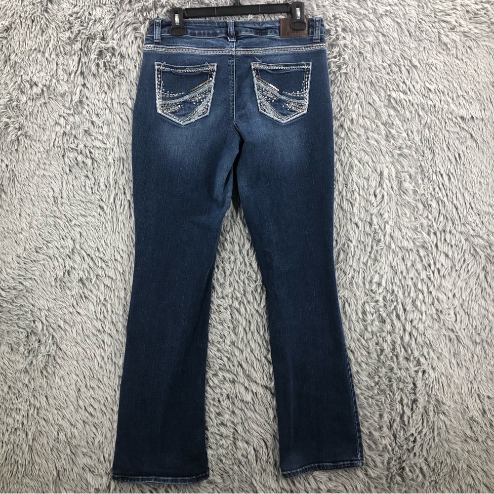 Maurices Jeans Womens Size 8 Blue Whiskered Straight Leg
